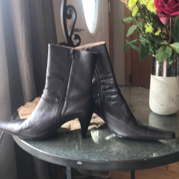 Boots - Picture 2 of 3